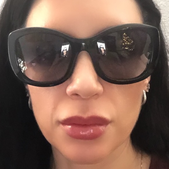 Auth Chanel Thick Black Frames Sunglasses, silver CC on arms w/ case, box & bag - Picture 11 of 13